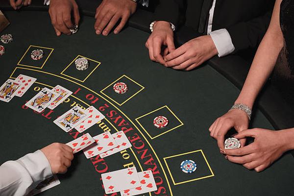 Enjoy Big Jackpot Game Selections through an online casino Singapore Platform for Casino Fans
